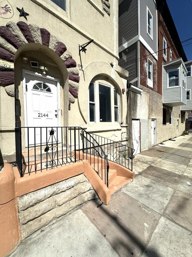 Building Photo - 2144 N 18th St