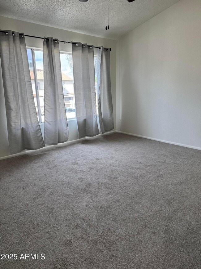 Building Photo - 4114 E Union Hills Dr