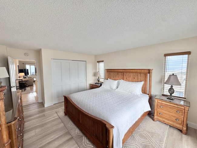 Building Photo - 303 Atlantic Ave