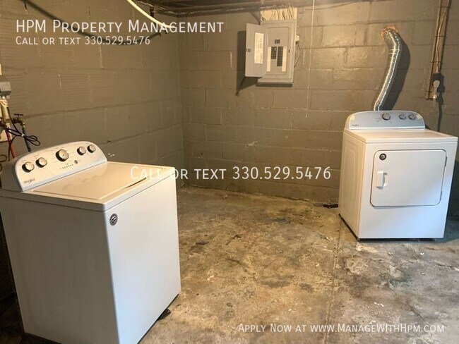 Building Photo - 515 Sumner St