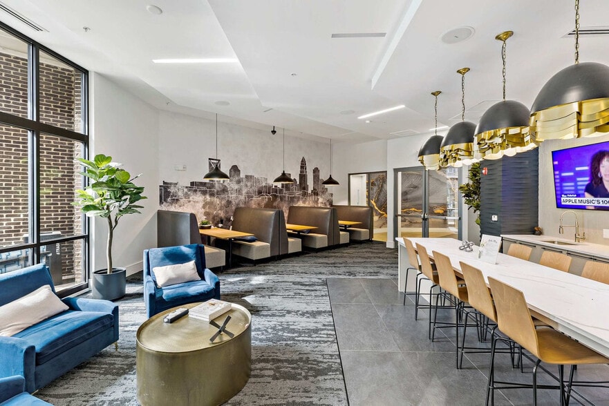 Building Photo - 164-172 Cherry Street-SI ID1273596P