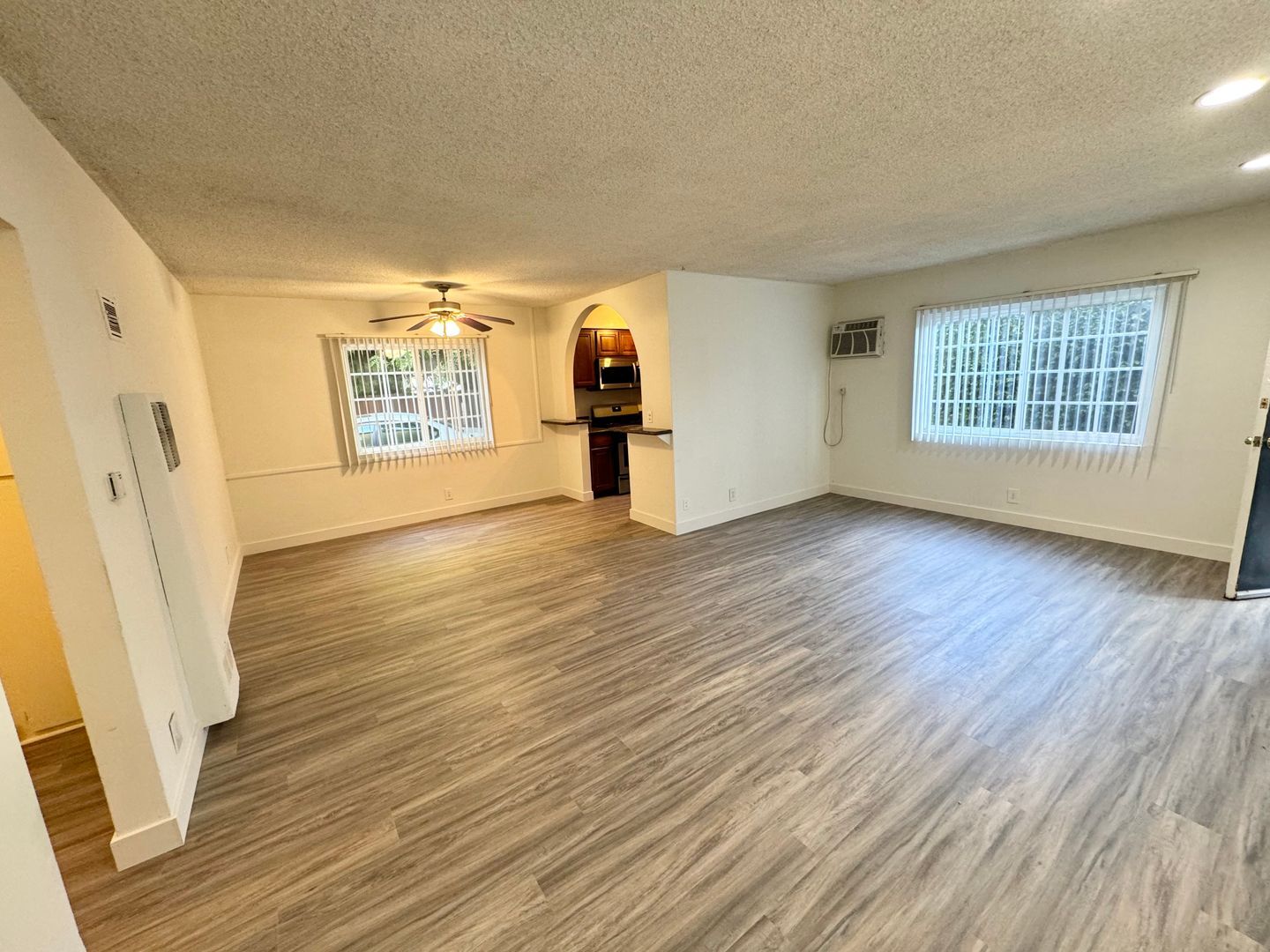 Building Photo - 3728 S Bentley Ave
