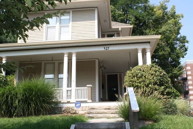 Building Photo - 427 N Washington St