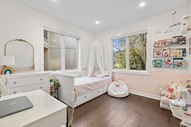 Building Photo - 27 Hackensack Plank Rd