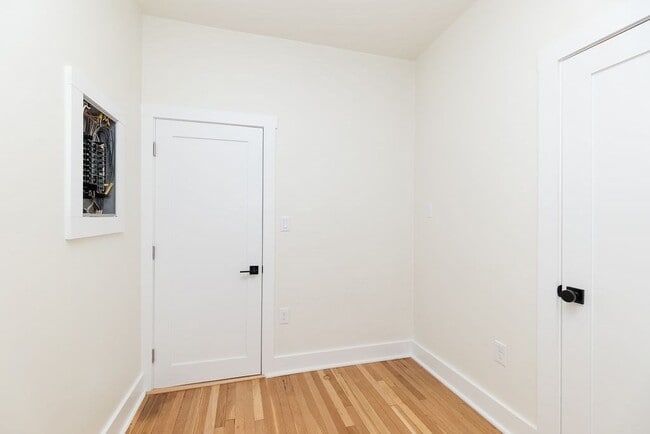 Building Photo - 77 Princeton St