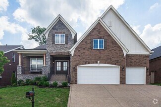 Building Photo - Gorgeous 4 Bed/3.5 Bath Home in Mt. Juliet