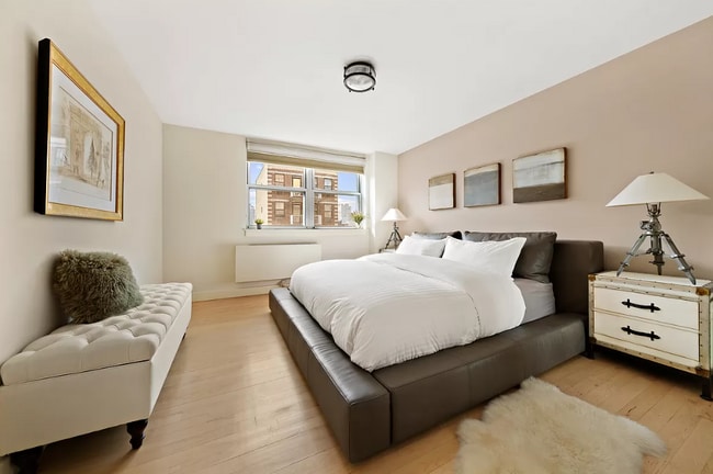 Building Photo - 50 Orchard St