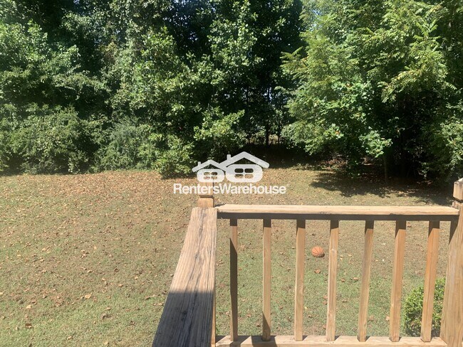 Building Photo - 117 Waterbury Dr