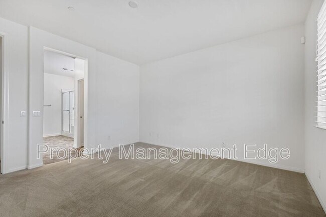 Building Photo - 29604 Starring Ln