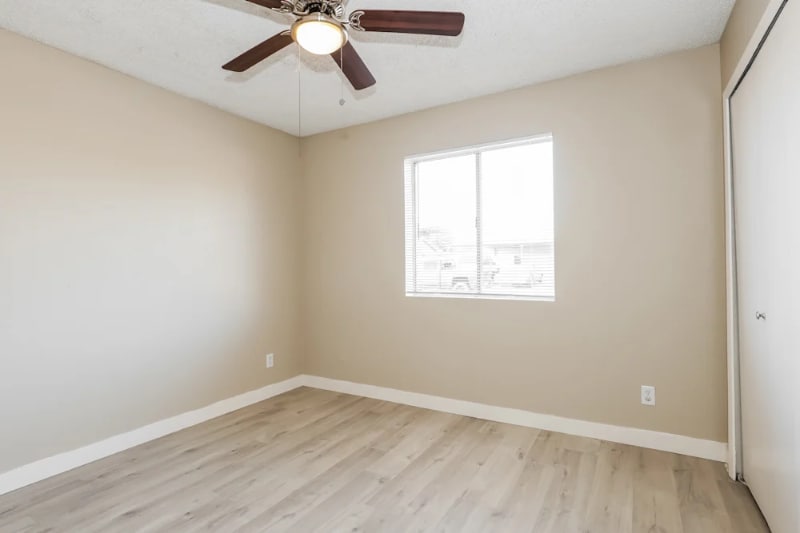 Building Photo - 3011 N 86th Ave