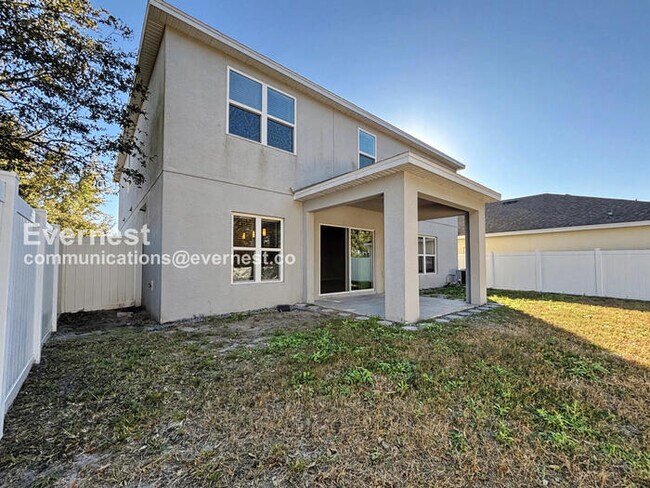 Building Photo - Limited Time Special Offer / 5 Bed, 3.5 Bath Home with Garage / Pet-Friendly / Vouchers Accepted ...
