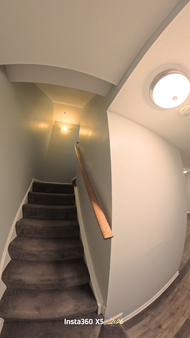 Building Photo - 818 Rachel Ct