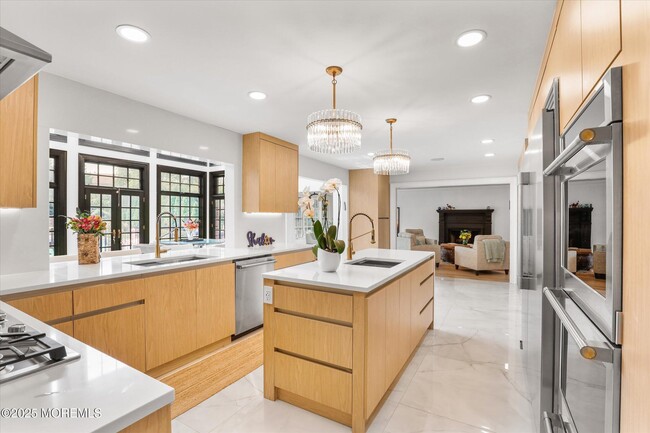 Building Photo - 13 Valley Forge Rd