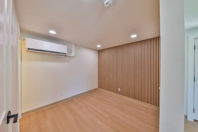 Building Photo - Modern Remodel with Designer Finishes | All Utilities Included
