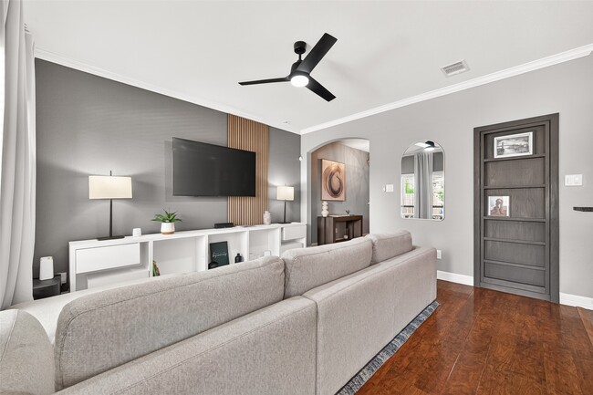 Building Photo - 6639 Sharpstone Creek Ln