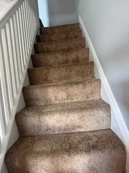 Building Photo - 3420 Wilkens Ave