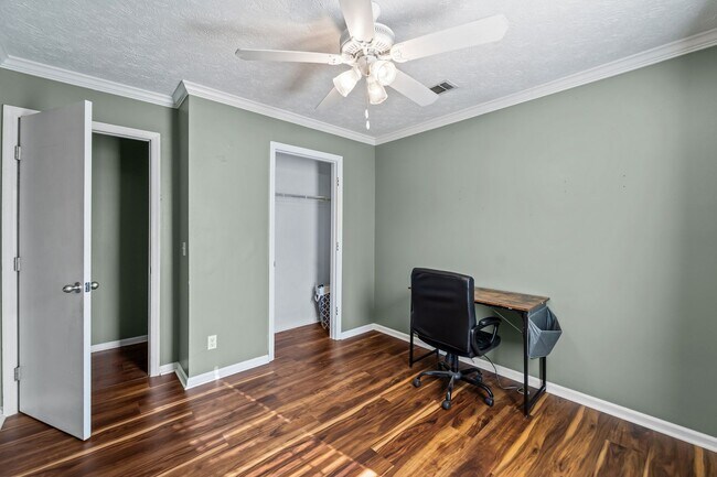 Building Photo - 109 Dry Dock Ct