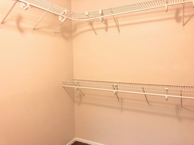 Building Photo - $2,295- Maple & Shepherd 3 Bedroom  - E. J...