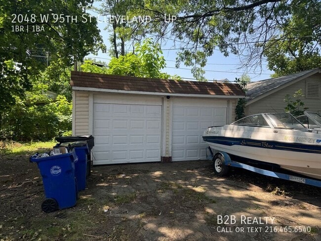 Primary Photo - 2048 W 95th St