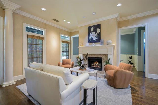 Building Photo - 6520 Twin Oaks Dr