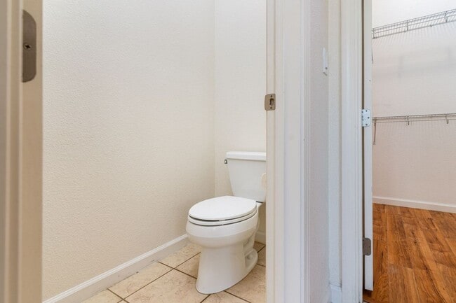 Building Photo - 3350 W Stewart Ave