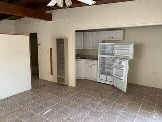 Building Photo - 2551 N Winstel Blvd