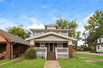 Building Photo - 5618 Olive St