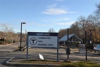 Building Photo - 416 Belgrade Ave