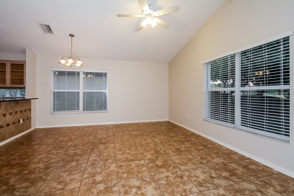 Building Photo - 6752 Waterton Dr