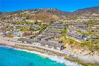 Building Photo - 3 Blue Lagoon