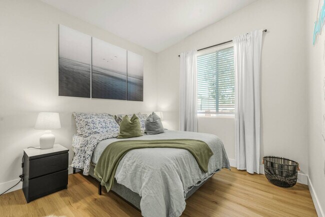 Building Photo - 15206 NE 96th St