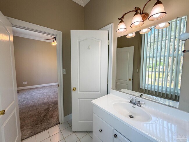 Building Photo - 1218 Ganges Trail