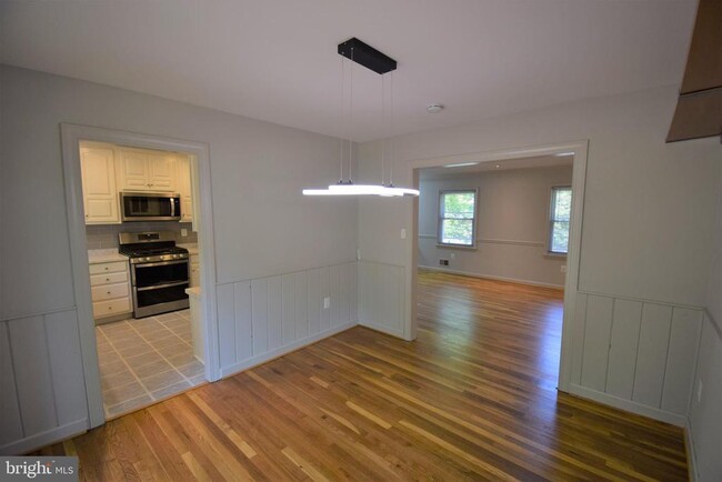Building Photo - 4517 Kerrybrooke Dr