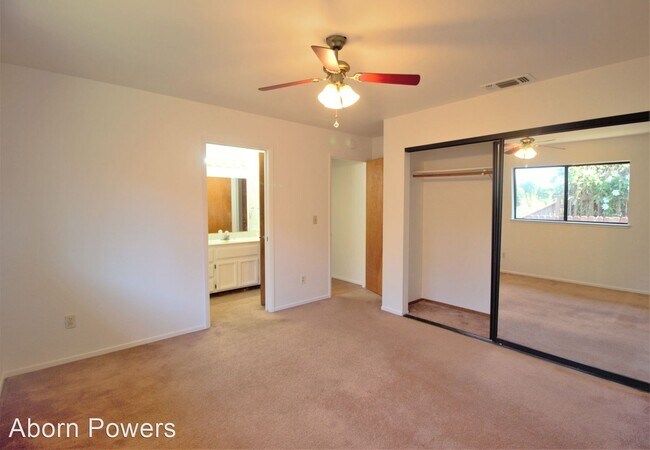 Building Photo - 2 br, 2 bath House - 2784 Oak Creek Court