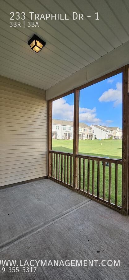 Building Photo - 233 Traphill Dr