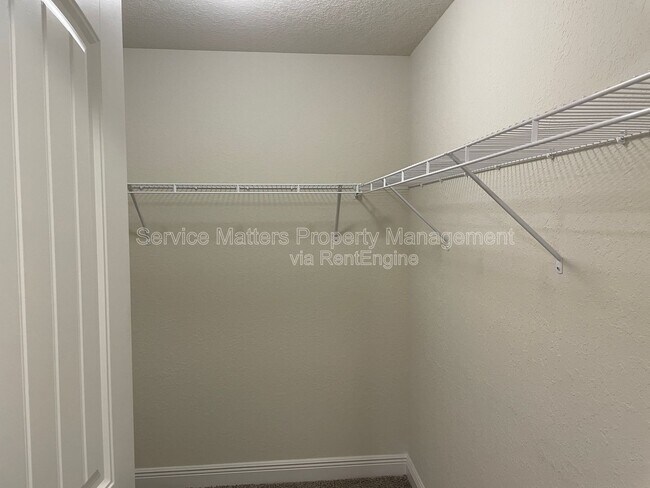 Building Photo - 5157 Peach Dr