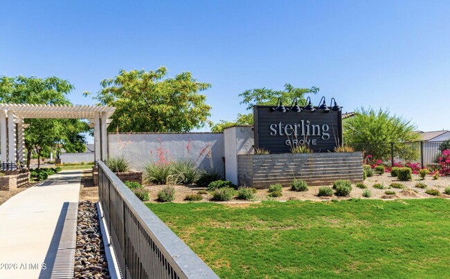 Building Photo - 11300 N Casa Dega Dr