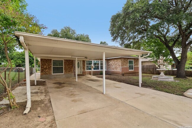 Building Photo - 623 Weizmann St