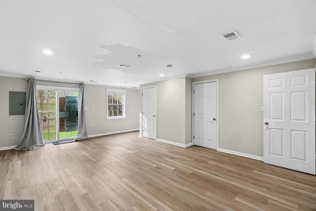 Building Photo - 4935 Wallflower Wy