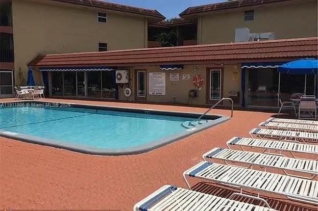 Building Photo - 1752 NW 3rd Terrace