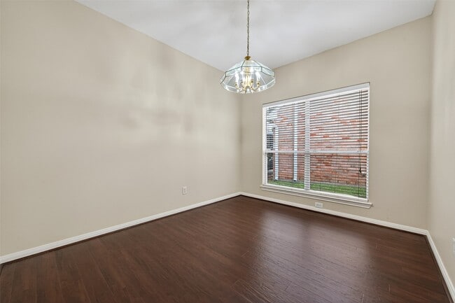 Building Photo - 9111 Winkbow Dr