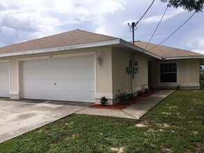 Building Photo - SE Cape Coral Duplex Unit