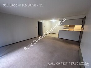 Building Photo - 2 bed, 1 bath apartment