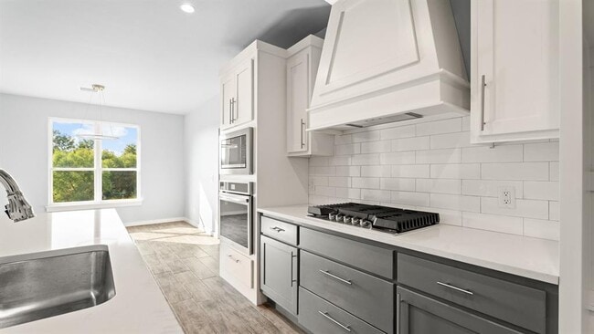 Building Photo - 17859 Salem Rd