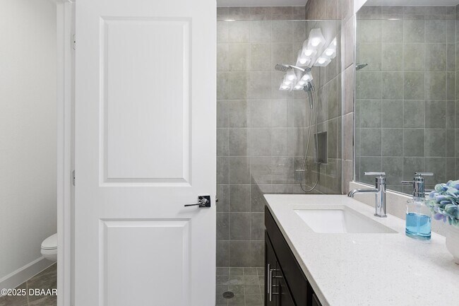 Building Photo - 208 Ocean Hammock Lp