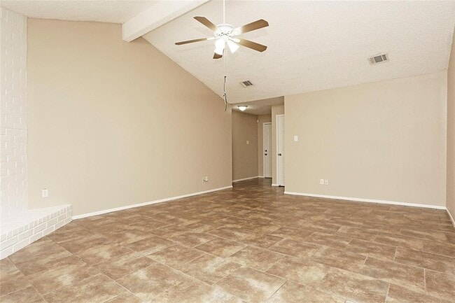 Building Photo - 22518 John Rolfe Ln