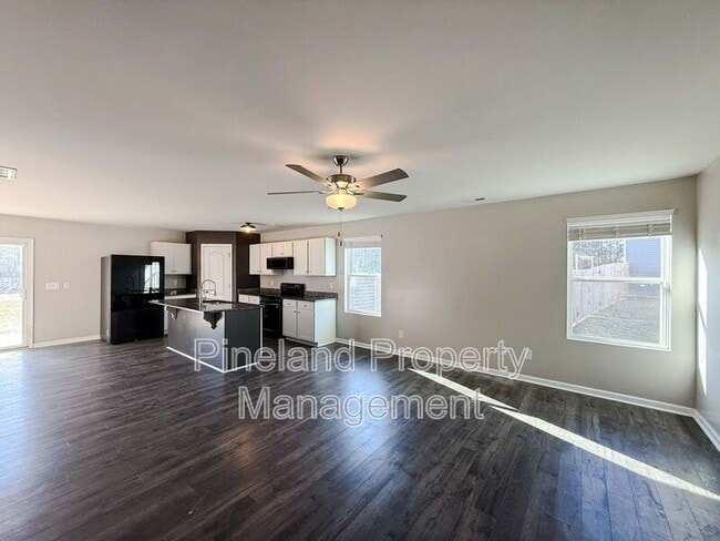 Building Photo - 475 Walters Run Dr