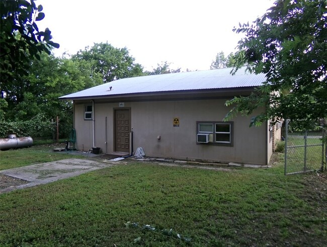 Building Photo - 15251 W State Hwy 29