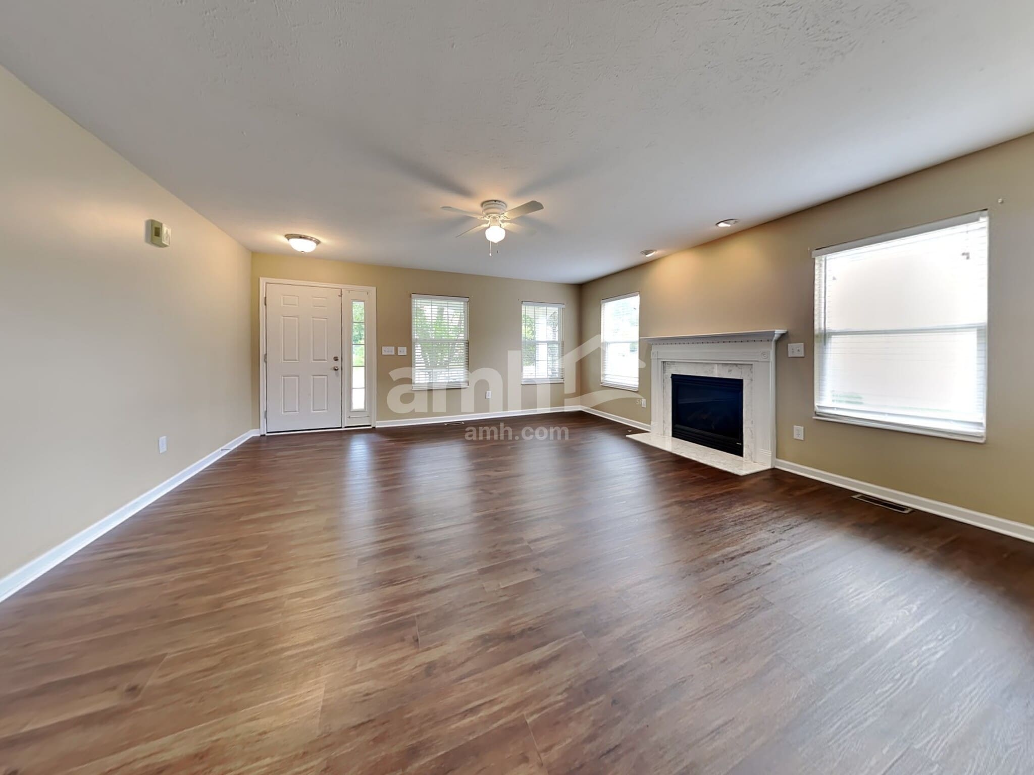 Building Photo - 4230 Mallard Dr