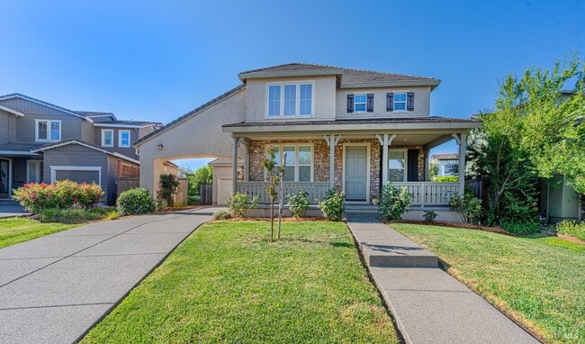 Building Photo - 525 Sauvignon Pl